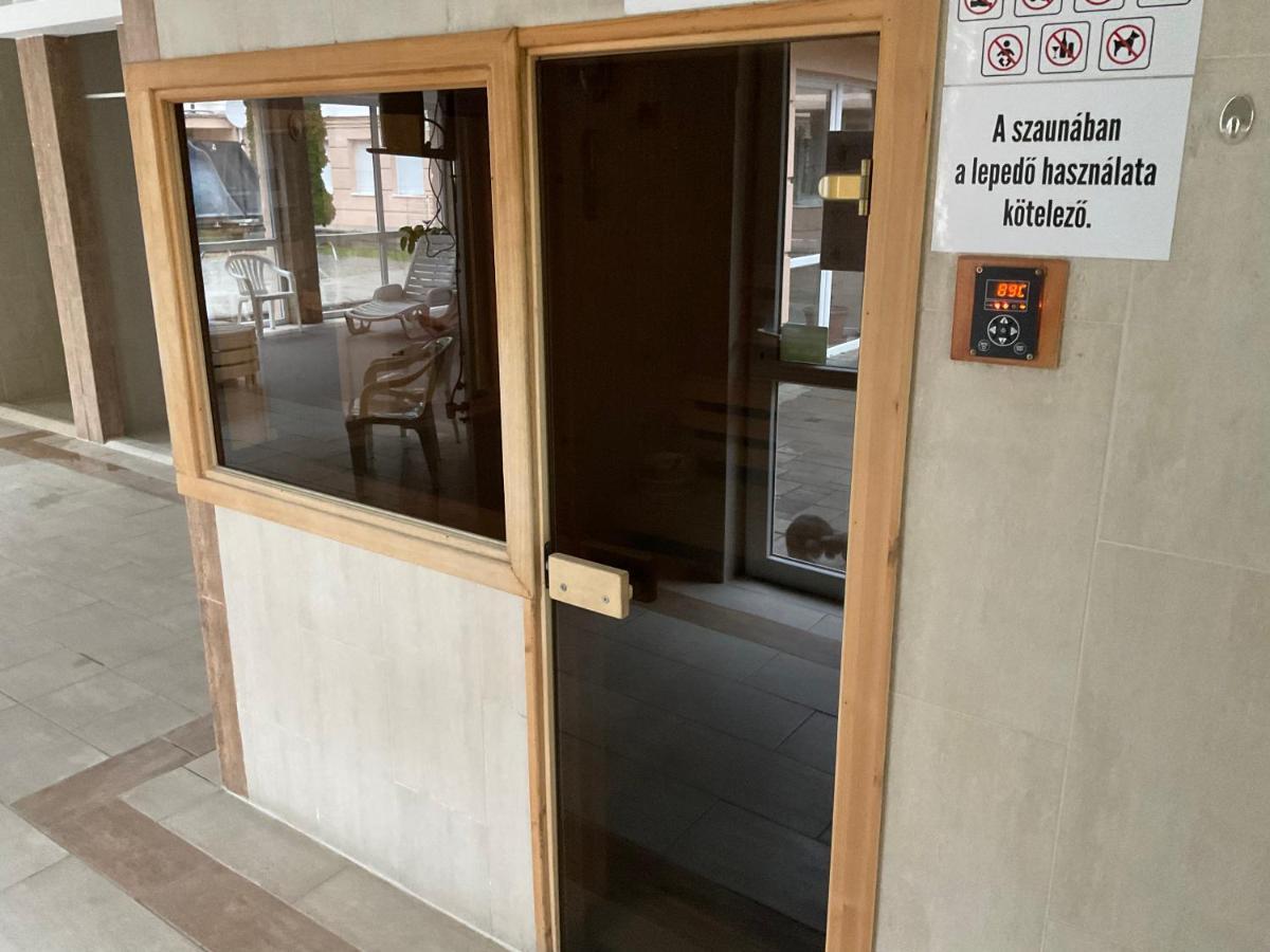 Sport Apartman Hajduszoboszlo Luaran gambar
