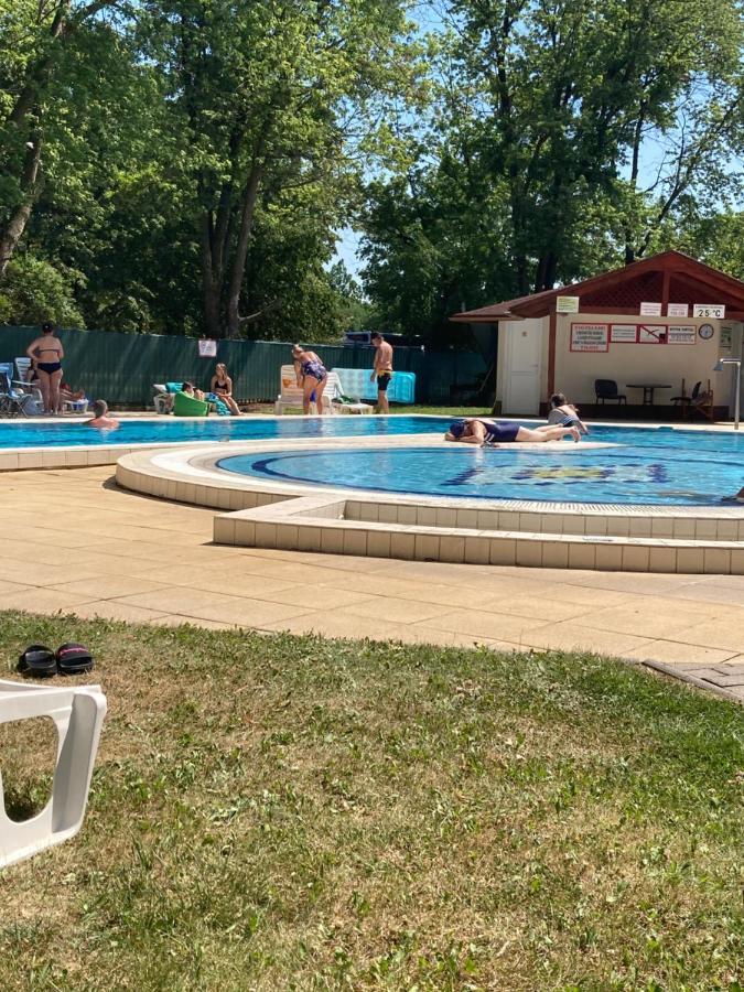 Sport Apartman Hajduszoboszlo Luaran gambar